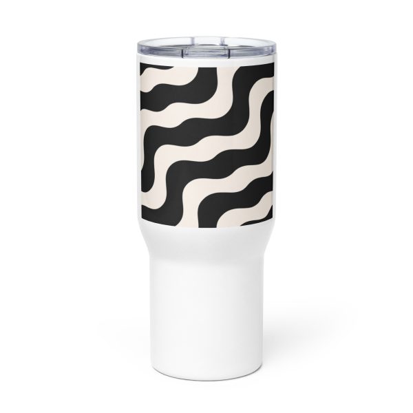 Travel mug with a handle